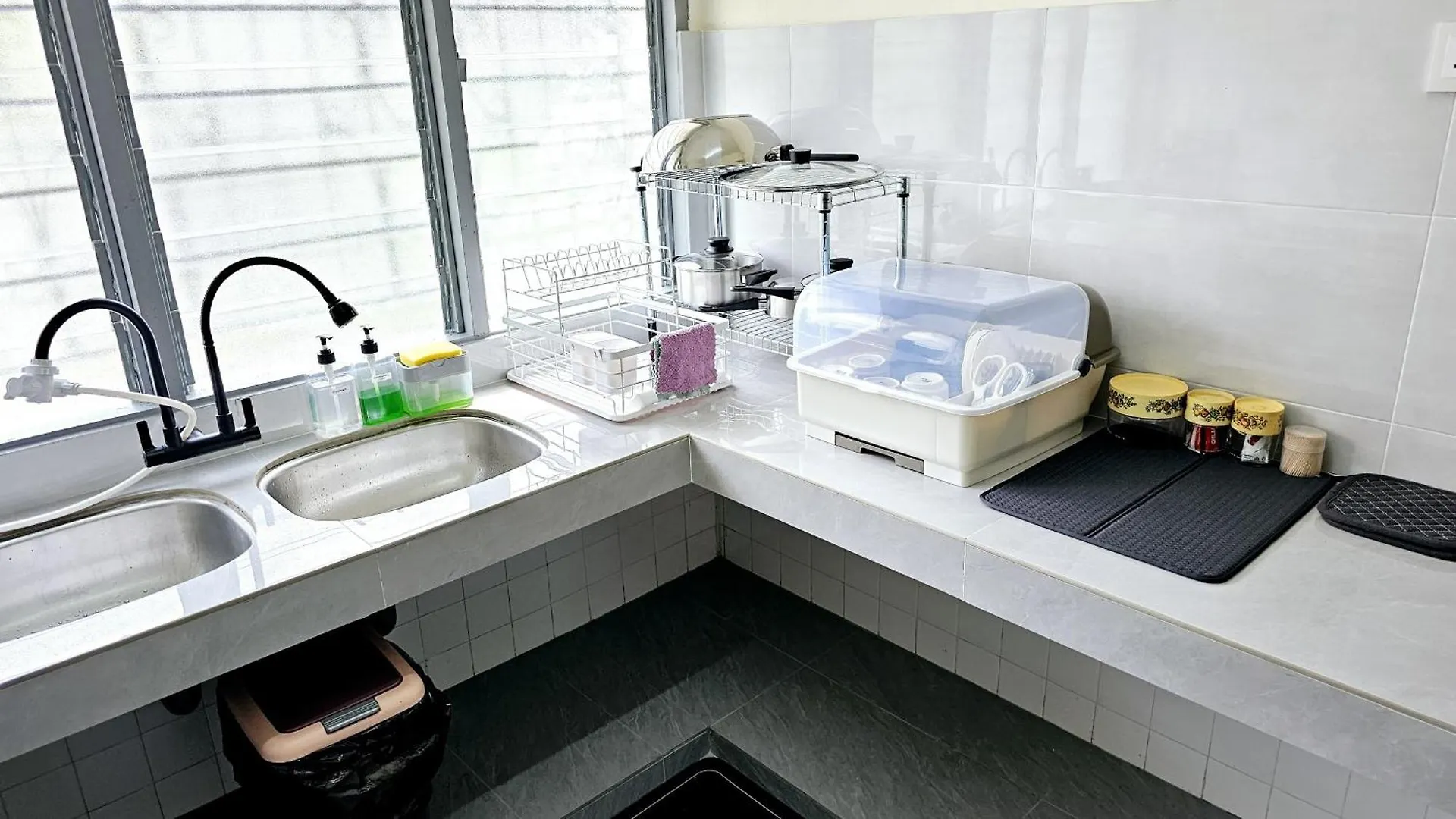 4-15Pax Sawatt Homestay At Subang - Entire House Subang Jaya